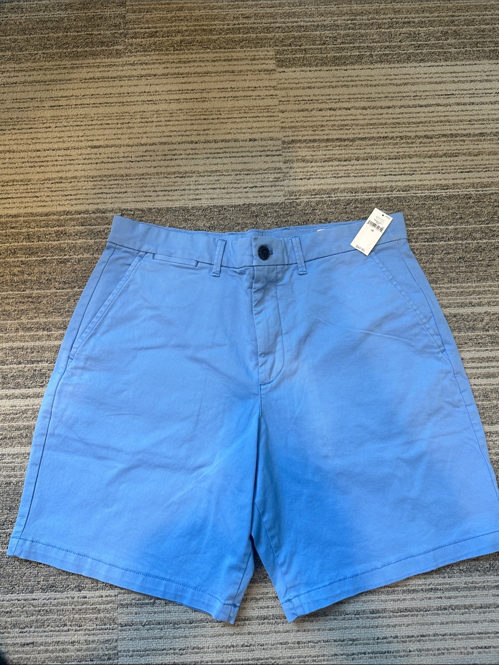 GAP | Men's Classic Cotton Shorts in Sky Blue | Size 32 | 8” inseam | NWT